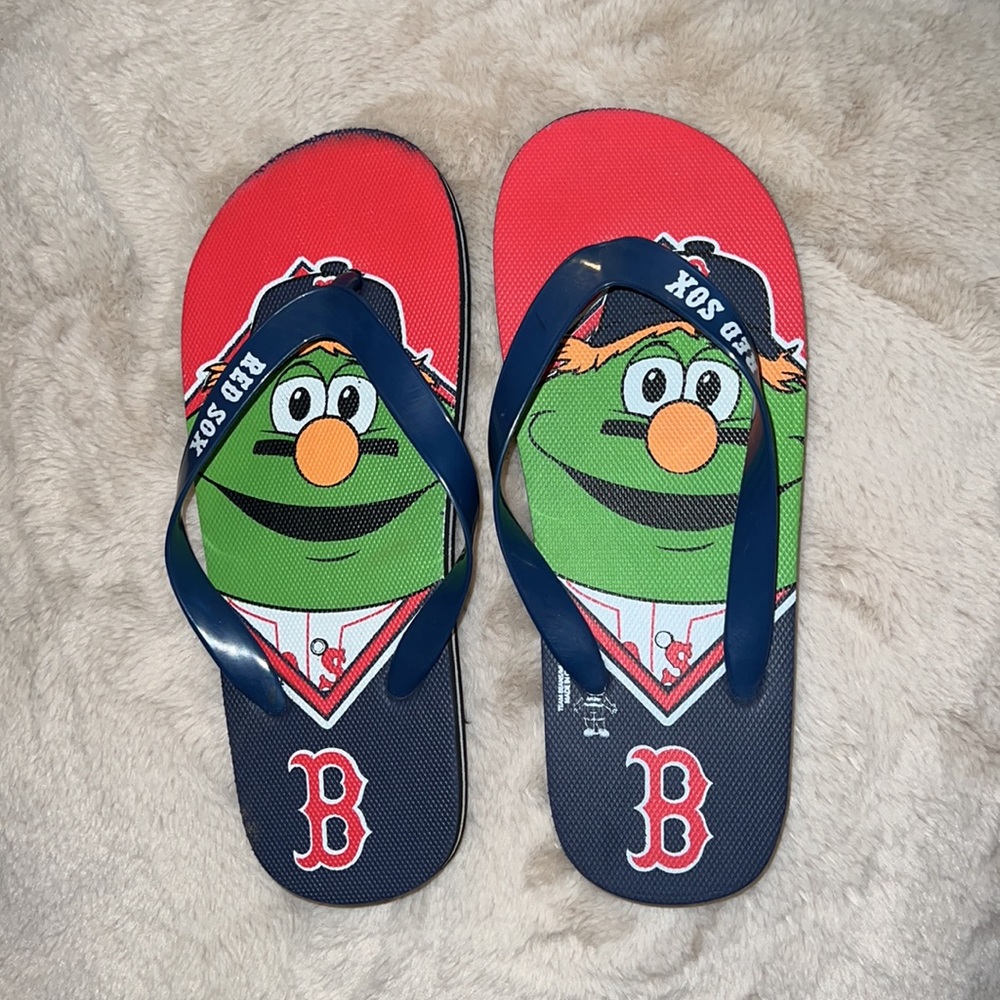NWOT BB Boston Red Sox Flip Flops